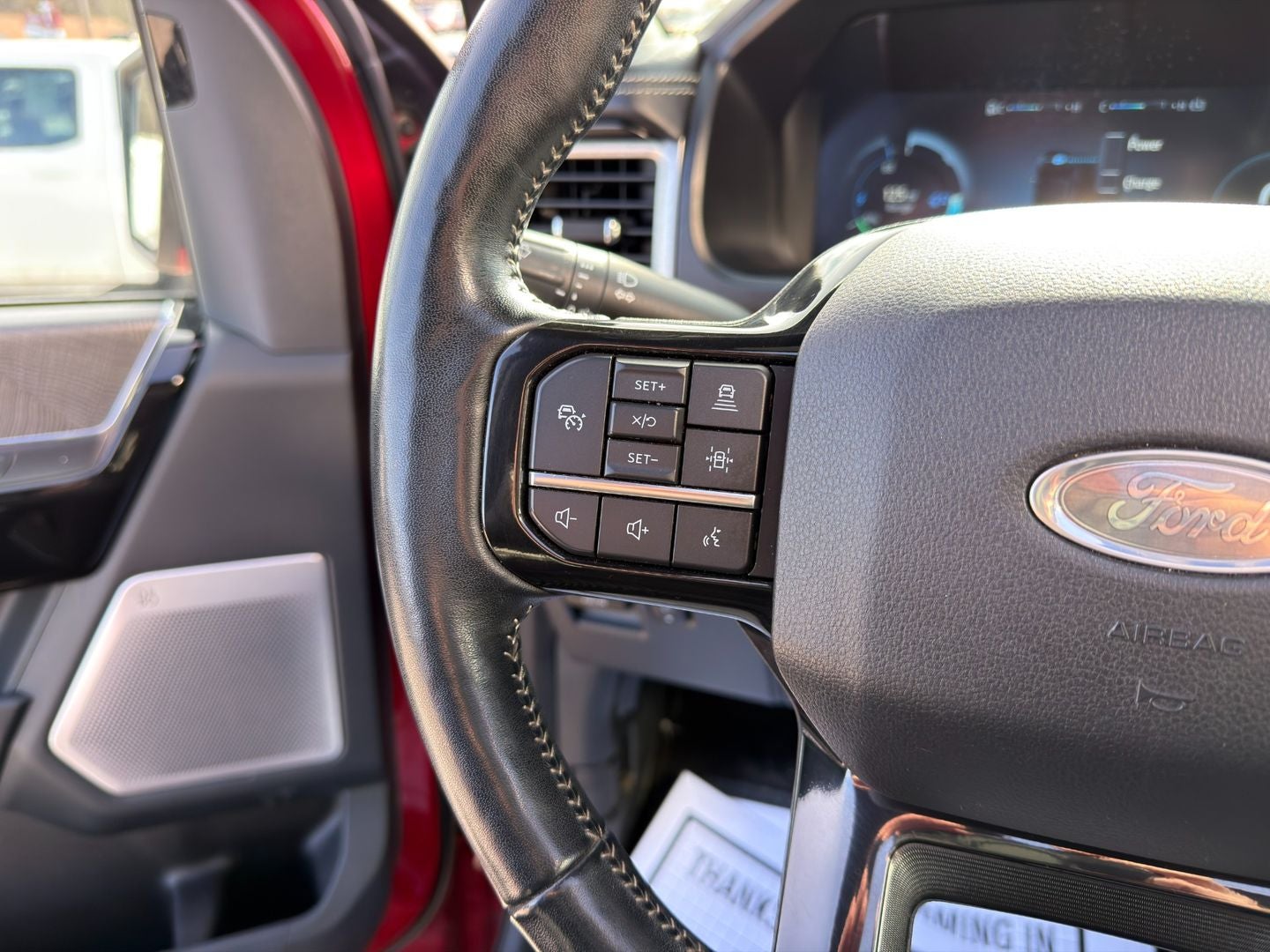 2022 Ford F-150 Lightning Platinum