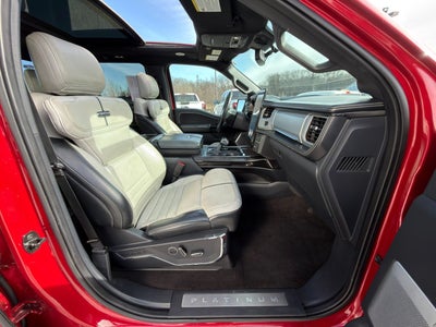 2022 Ford F-150 Lightning Platinum