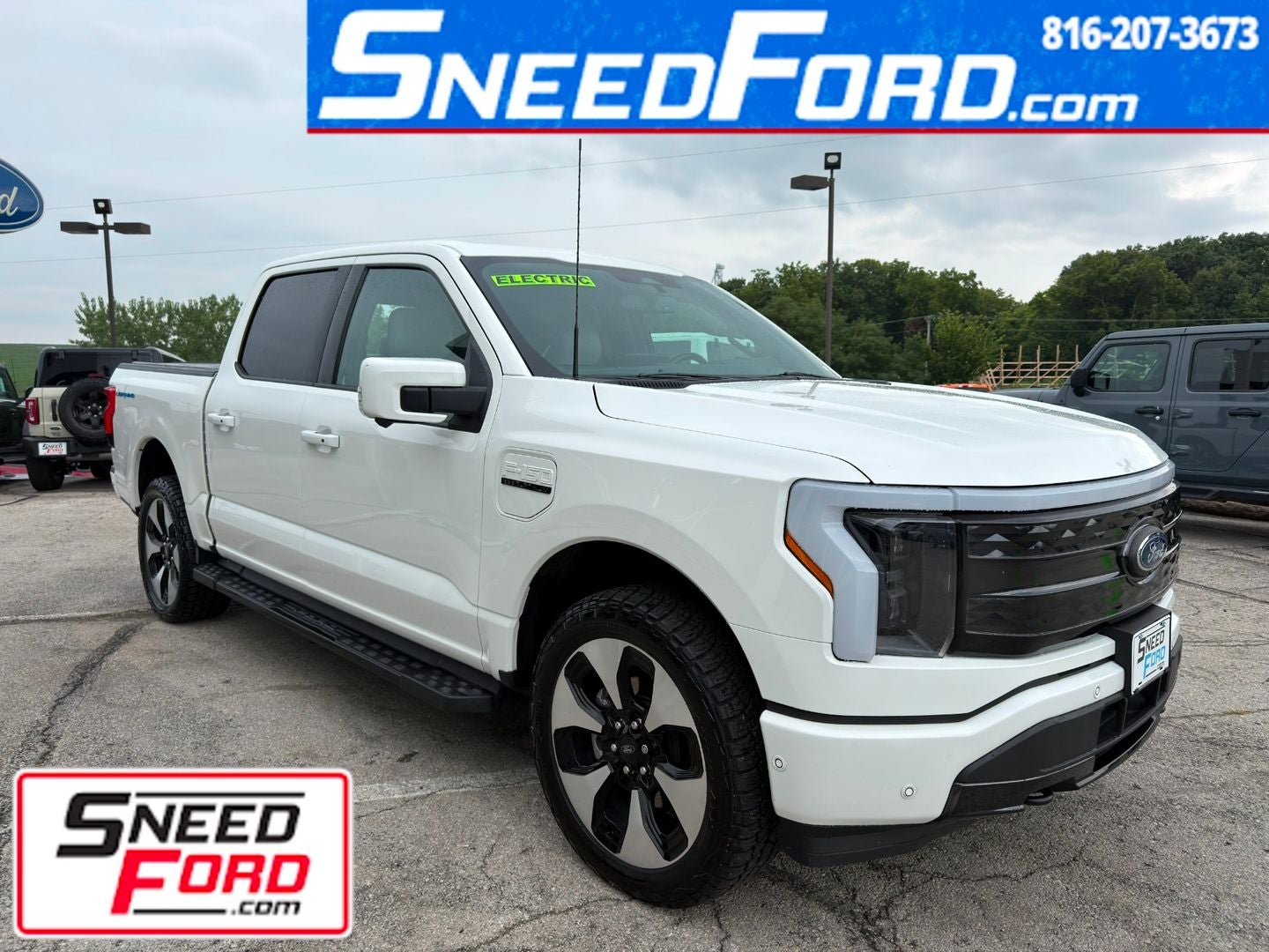 2022 Ford F-150 Lightning Platinum