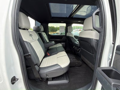 2022 Ford F-150 Lightning Platinum