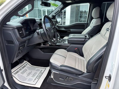 2022 Ford F-150 Lightning Platinum