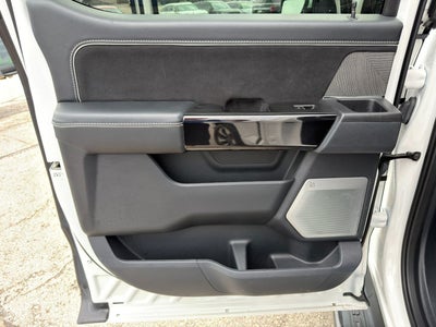2022 Ford F-150 Lightning Platinum