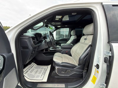2022 Ford F-150 Lightning Platinum