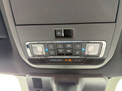 2022 Ford F-150 Lightning Platinum
