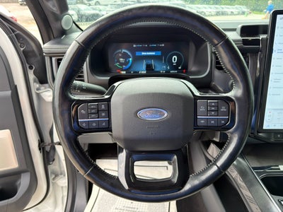 2022 Ford F-150 Lightning Platinum