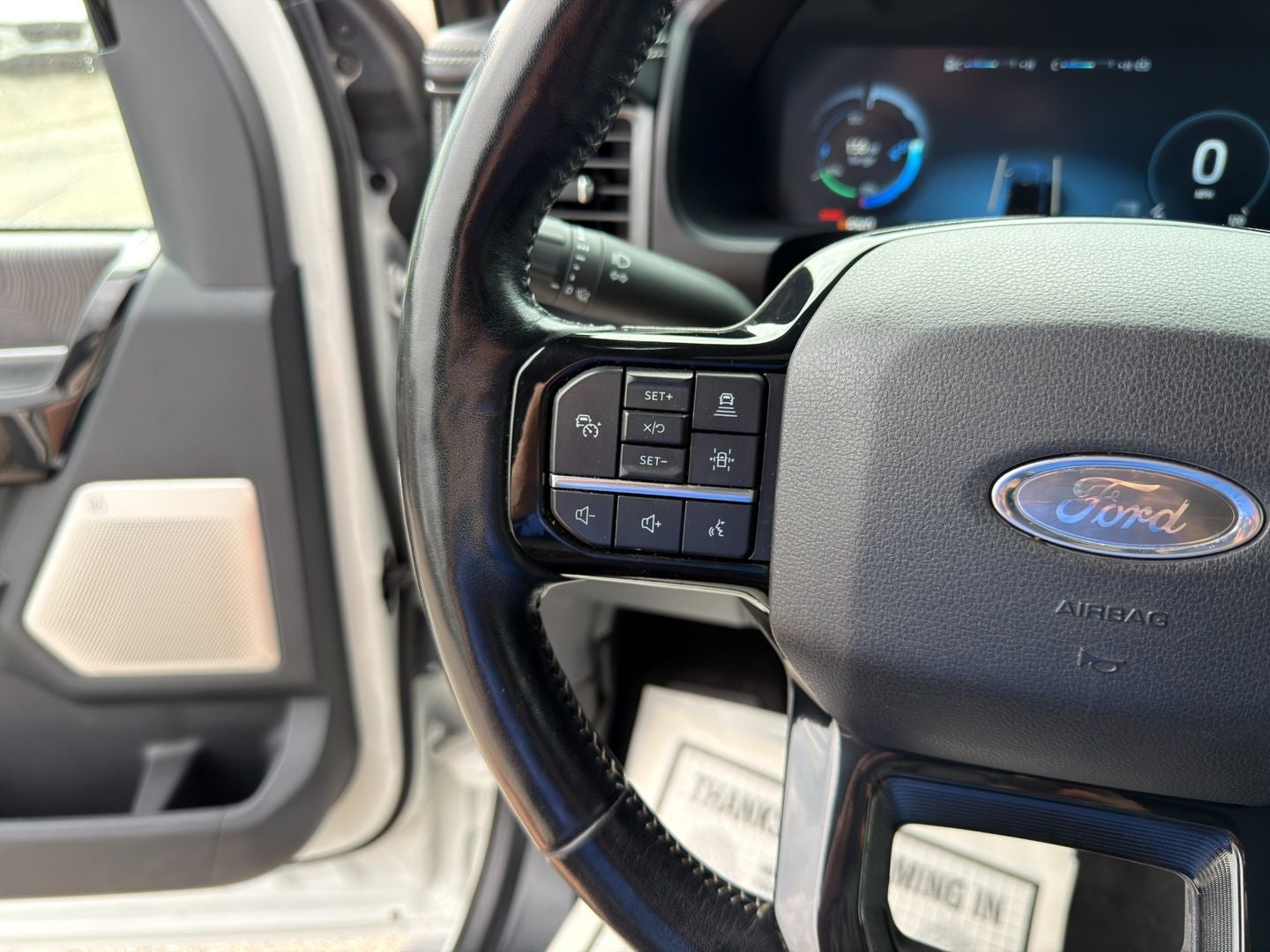 2022 Ford F-150 Lightning Platinum
