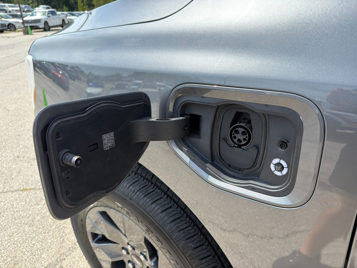 2022 Ford F-150 Lightning LARIAT