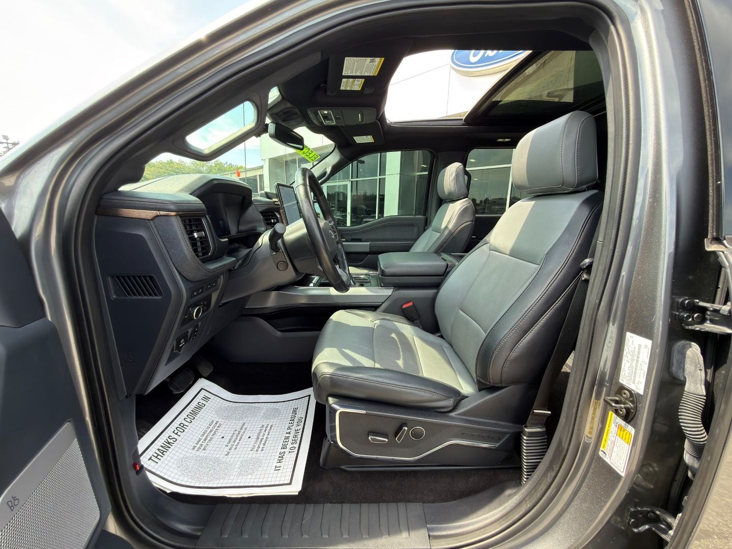 2022 Ford F-150 Lightning LARIAT