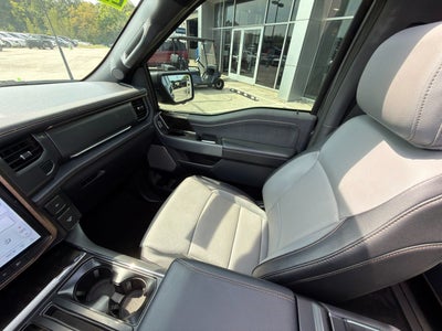 2022 Ford F-150 Lightning LARIAT