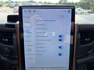 2022 Ford F-150 Lightning LARIAT