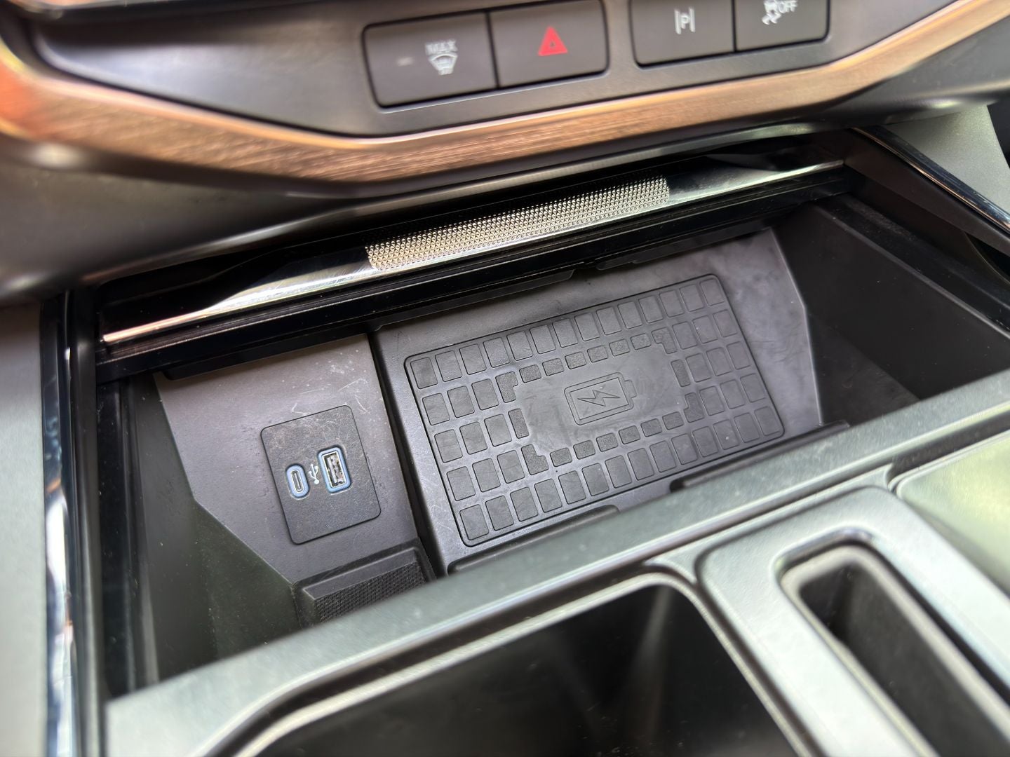 2022 Ford F-150 Lightning LARIAT