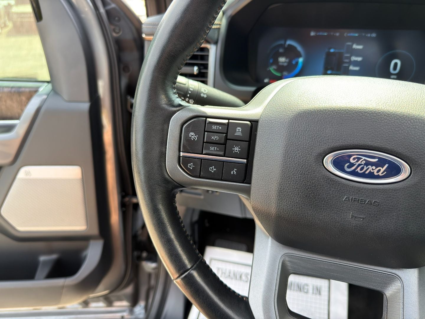 2022 Ford F-150 Lightning LARIAT