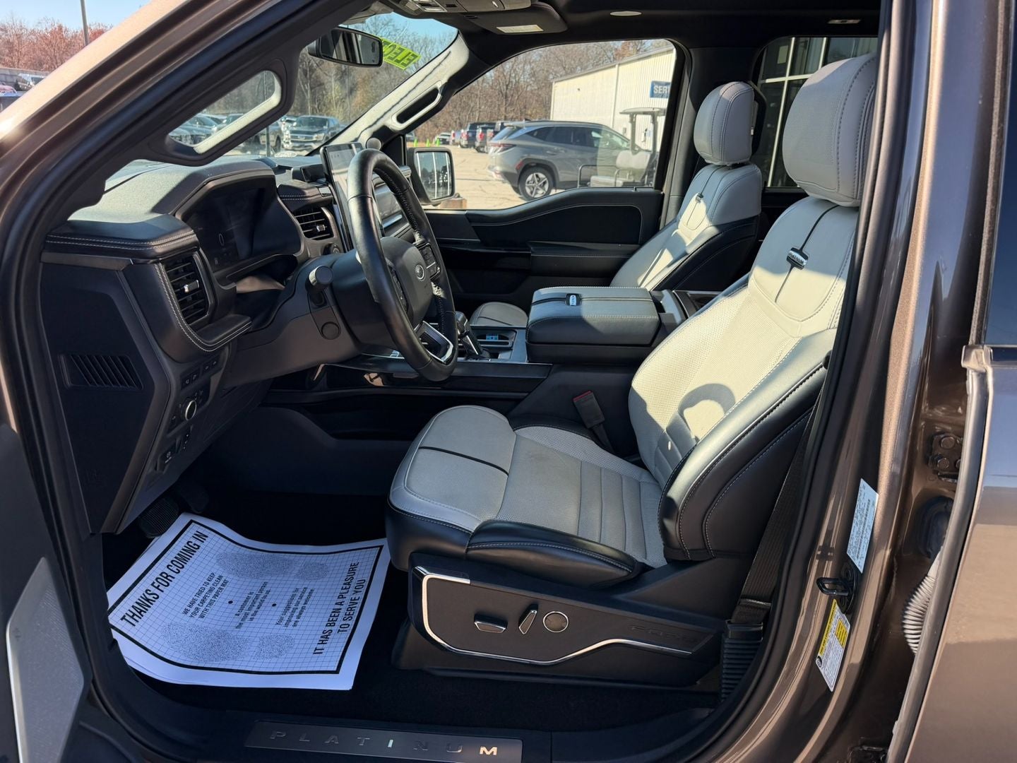 2022 Ford F-150 Lightning Platinum