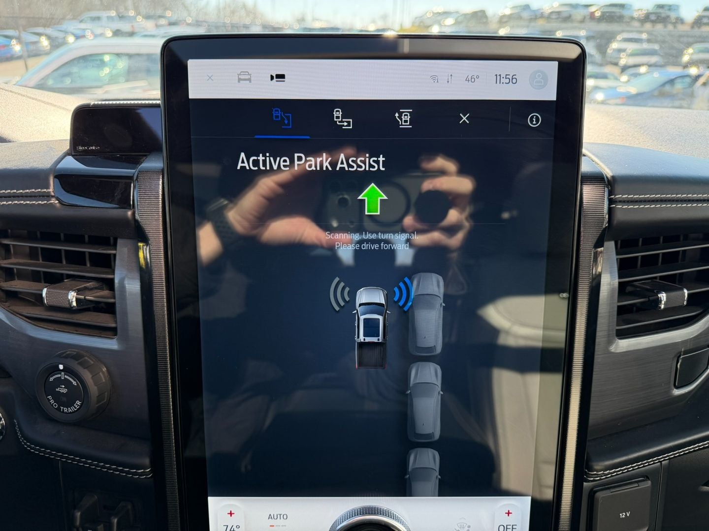 2022 Ford F-150 Lightning Platinum