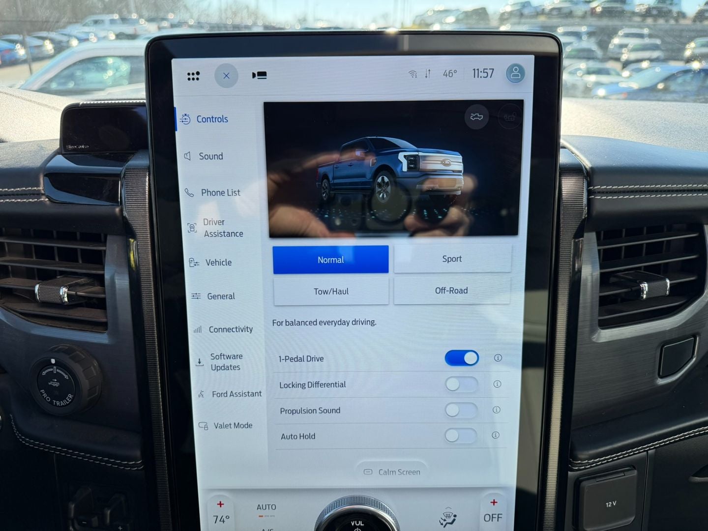 2022 Ford F-150 Lightning Platinum