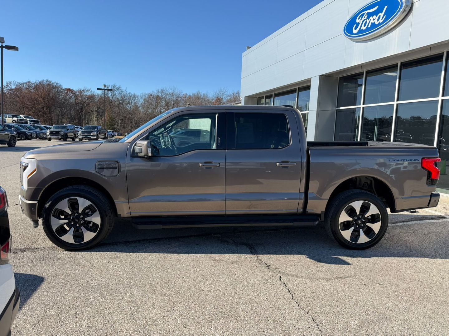 2022 Ford F-150 Lightning Platinum