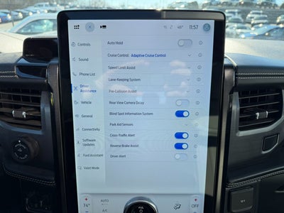 2022 Ford F-150 Lightning Platinum