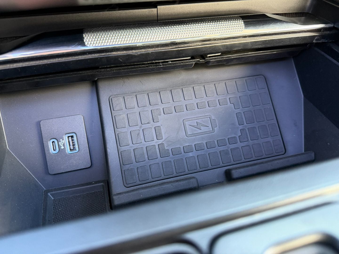 2022 Ford F-150 Lightning Platinum