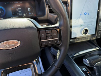 2022 Ford F-150 Lightning Platinum