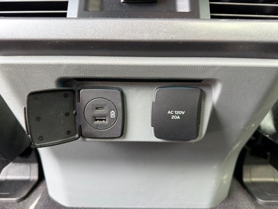 2023 Ford F-150 Lightning XLT