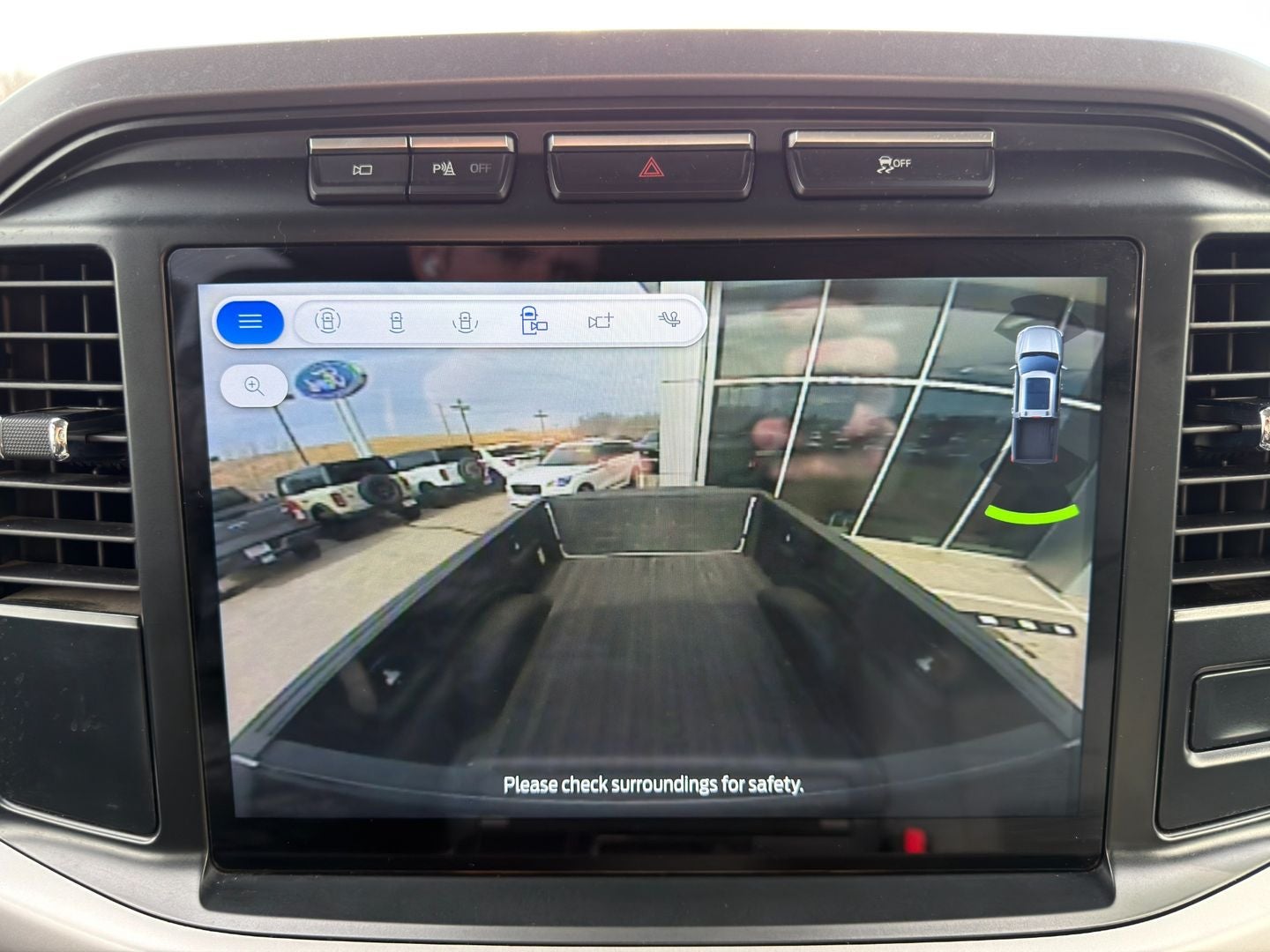 2023 Ford F-150 Lightning XLT