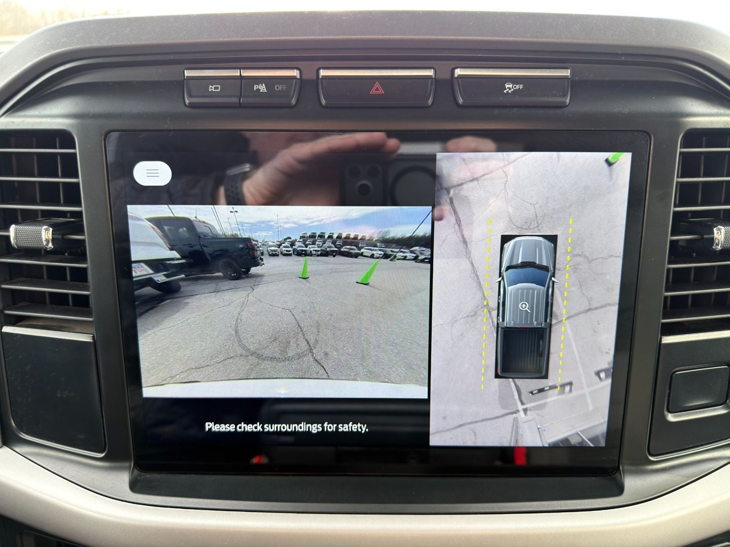 2023 Ford F-150 Lightning XLT