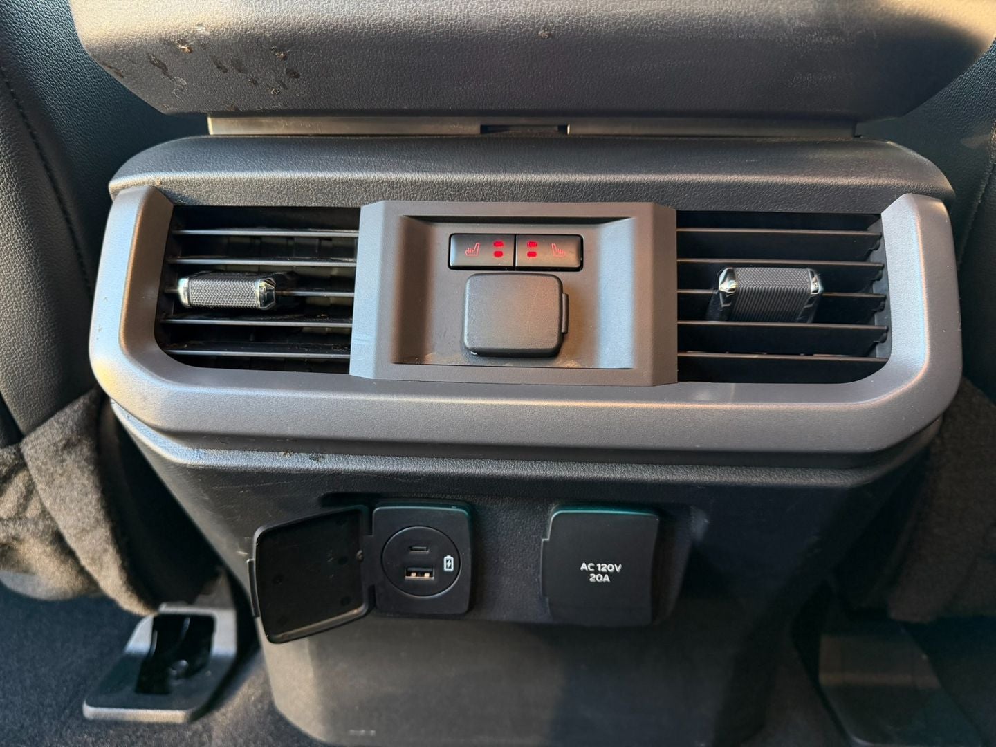 2023 Ford F-150 Lightning LARIAT