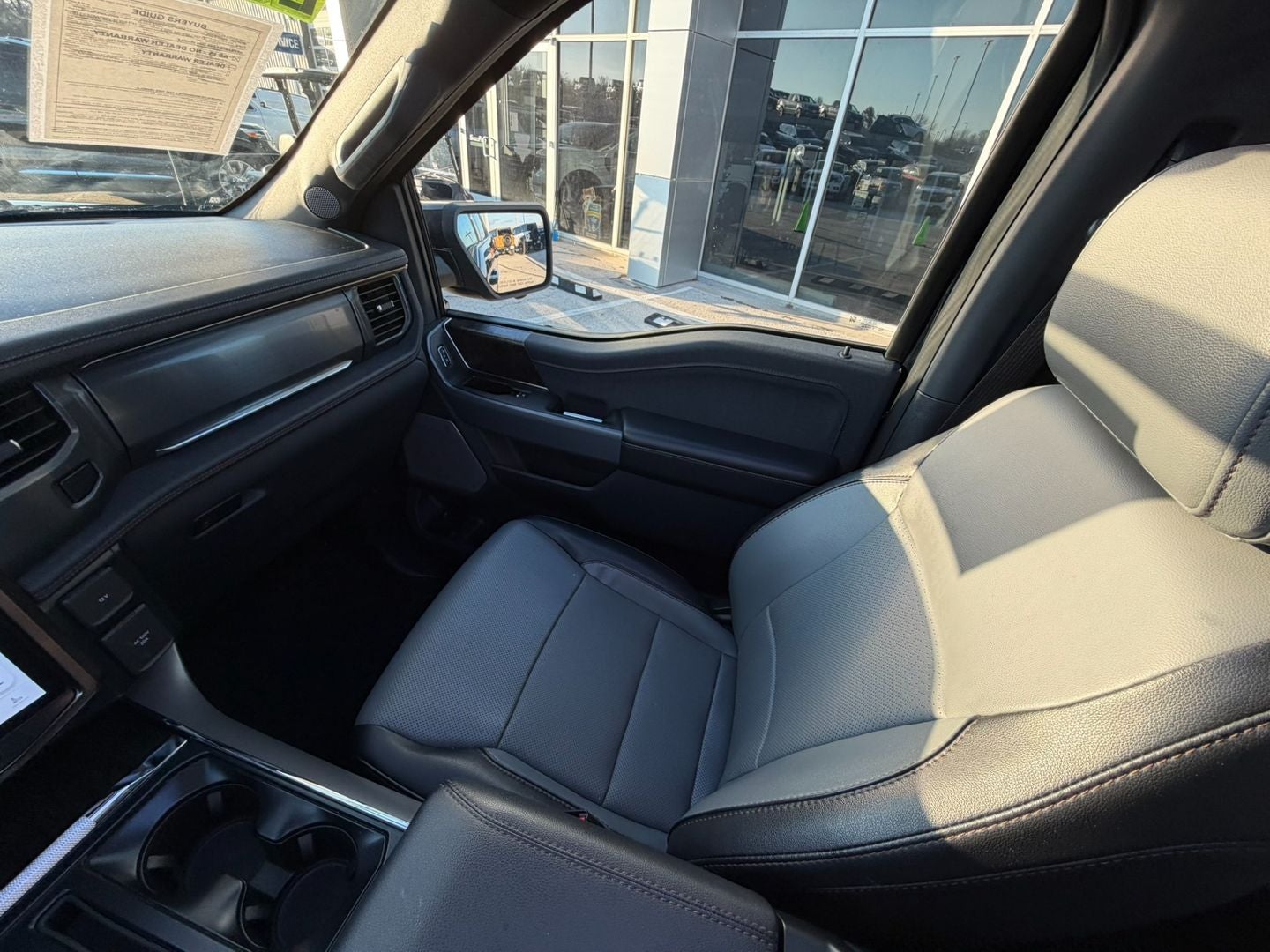 2023 Ford F-150 Lightning LARIAT