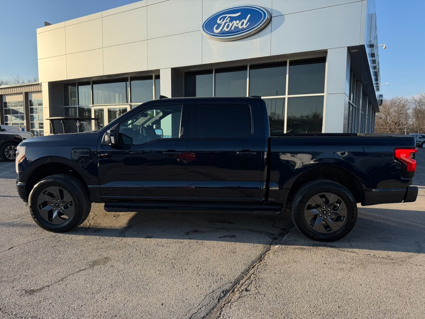2023 Ford F-150 Lightning LARIAT