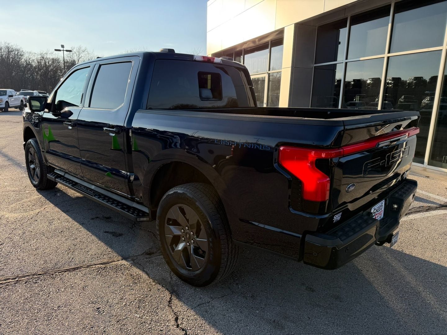 2023 Ford F-150 Lightning LARIAT