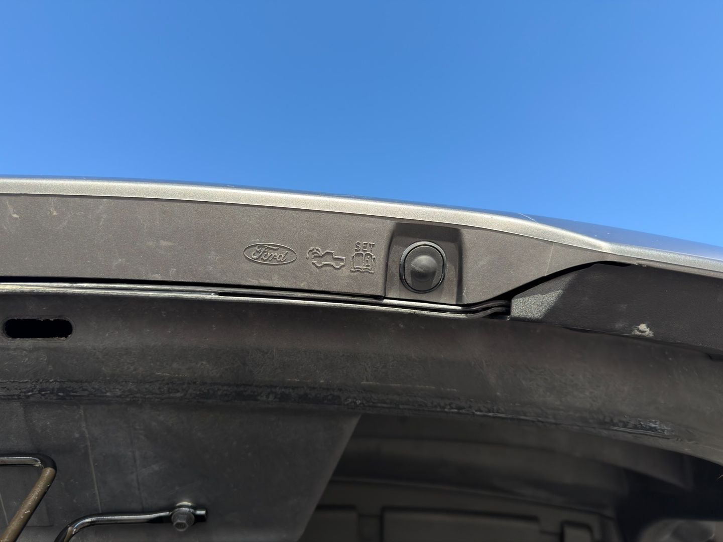 2022 Ford F-150 Lightning LARIAT