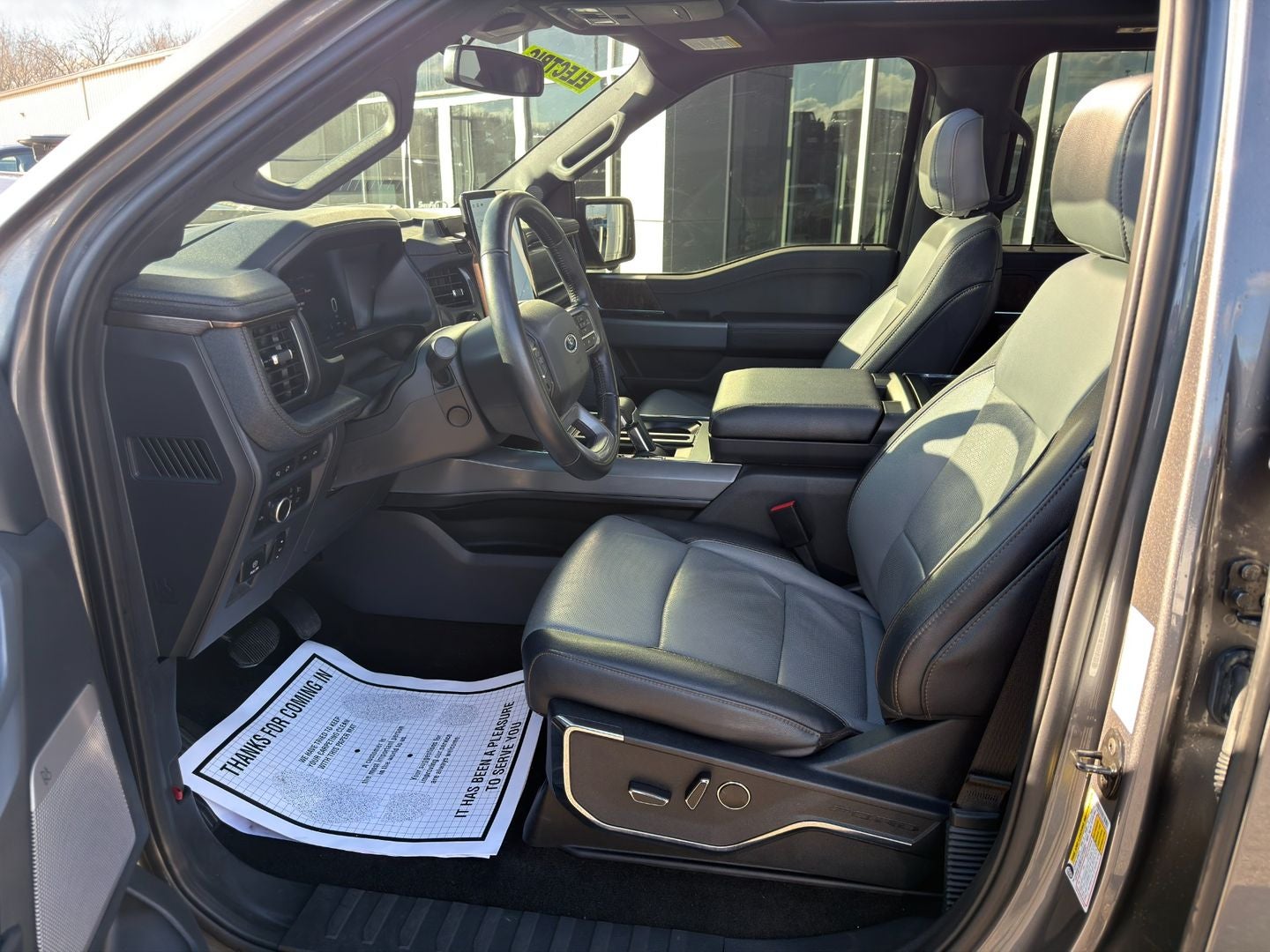 2022 Ford F-150 Lightning LARIAT