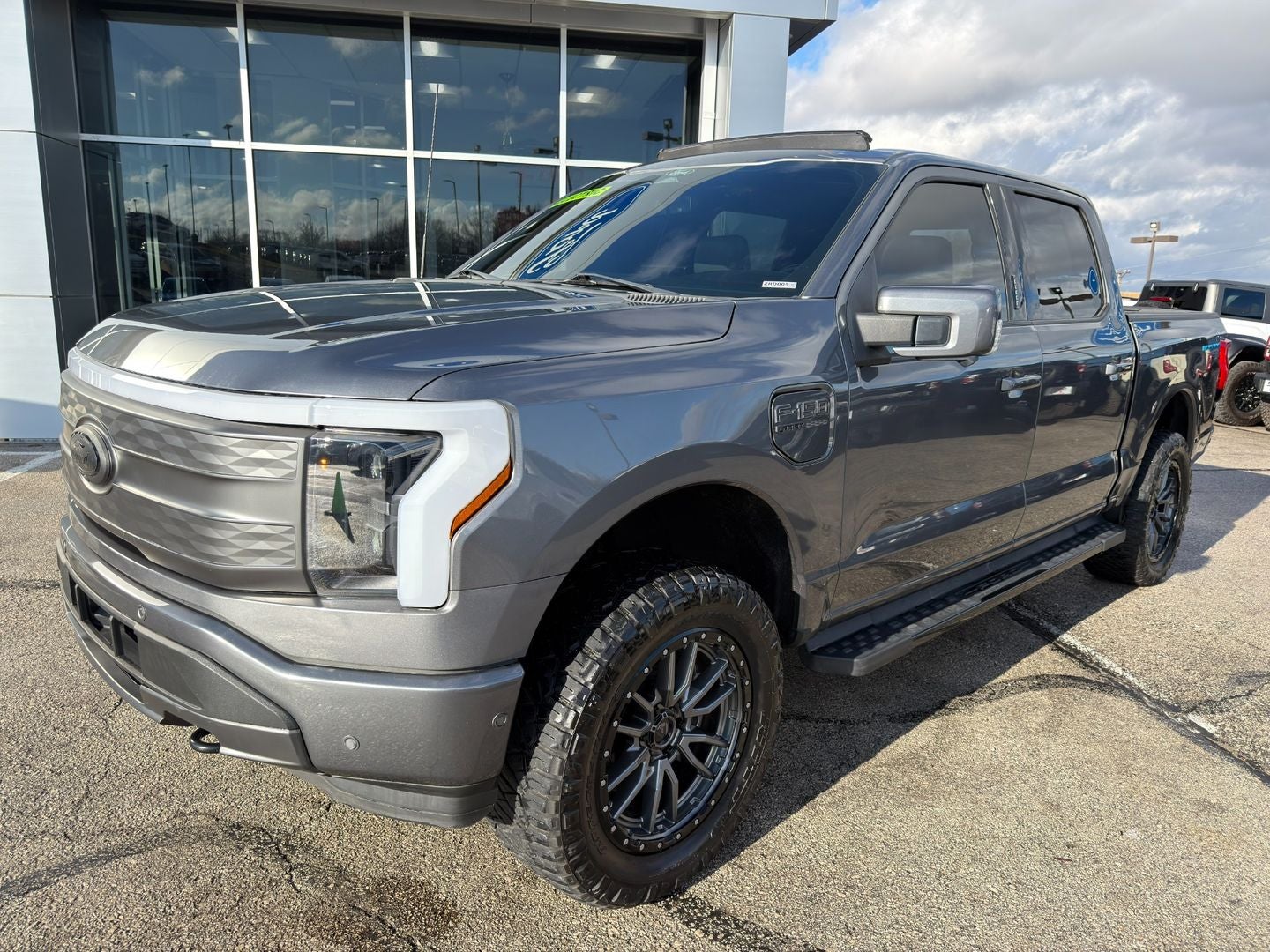 2022 Ford F-150 Lightning LARIAT