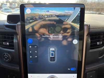 2022 Ford F-150 Lightning LARIAT