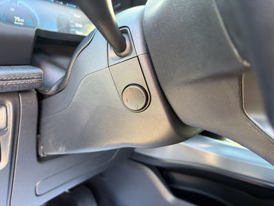 2022 Ford F-150 Lightning LARIAT