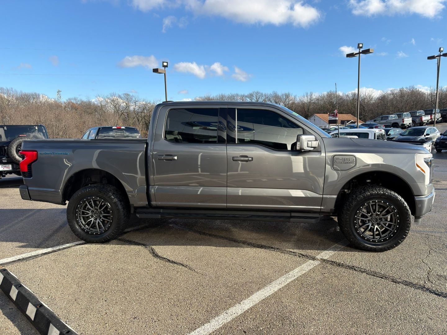 2022 Ford F-150 Lightning LARIAT