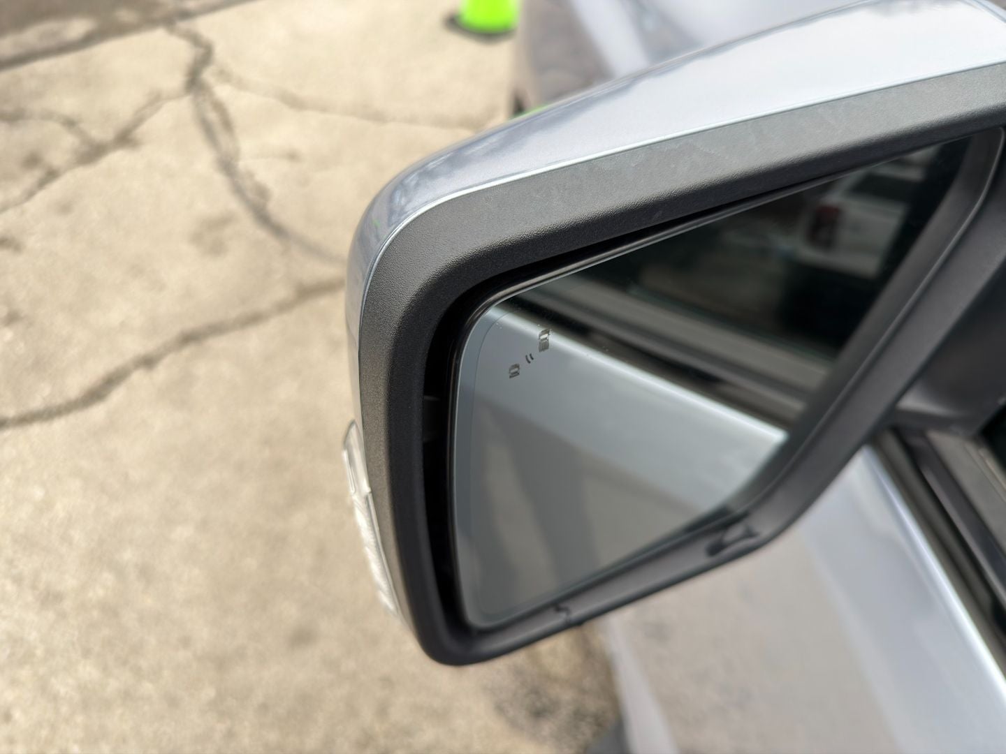 2022 Ford F-150 Lightning LARIAT