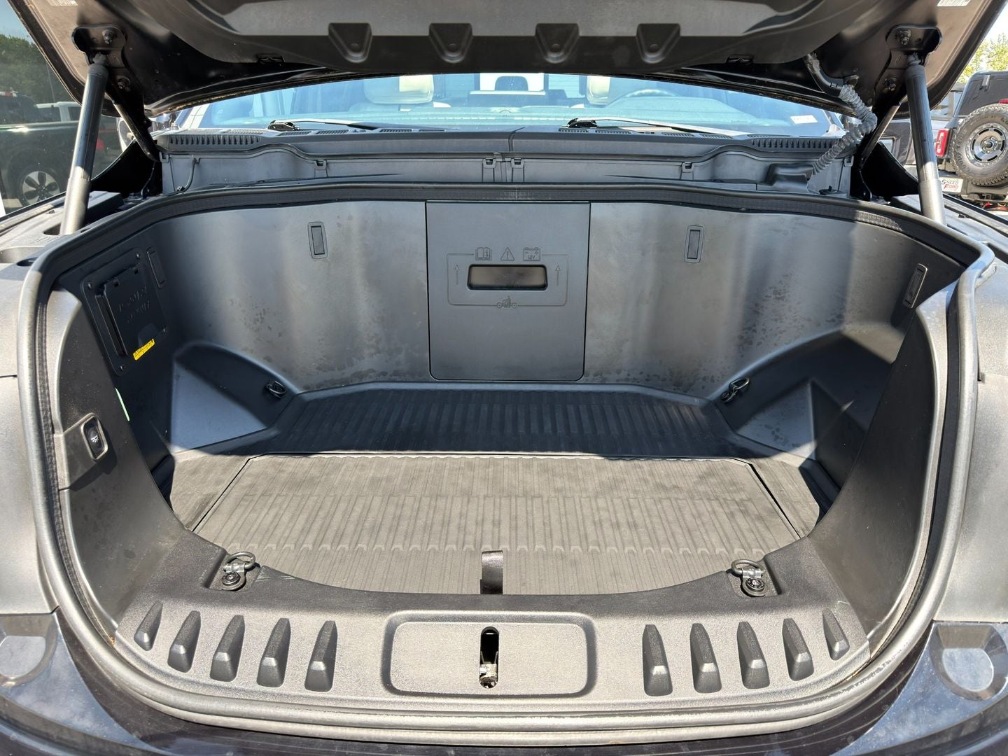 2023 Ford F-150 Lightning Platinum