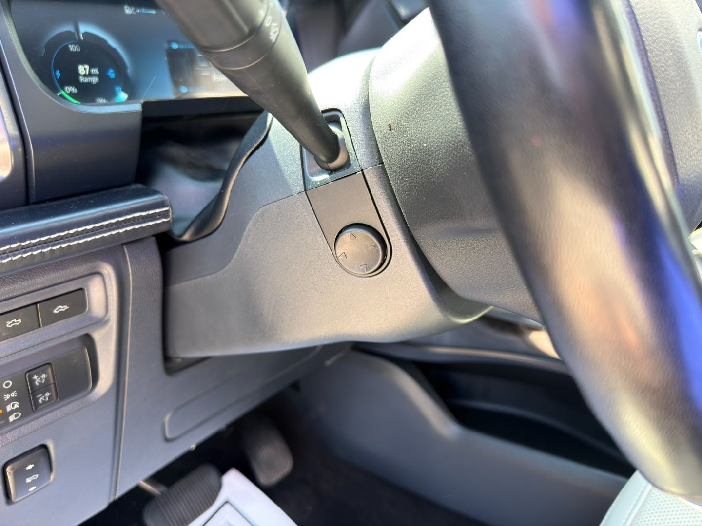 2023 Ford F-150 Lightning Platinum