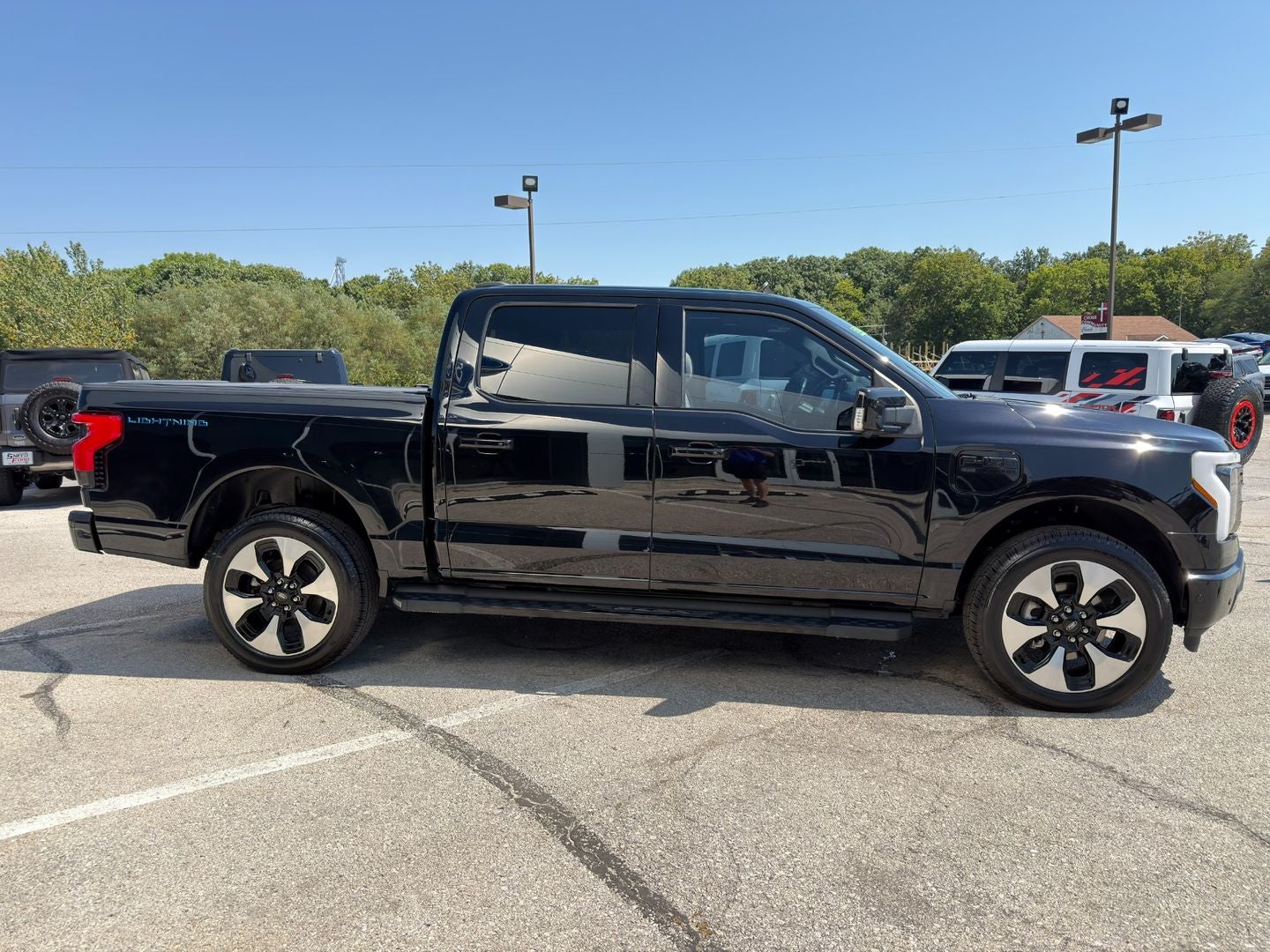 2023 Ford F-150 Lightning Platinum