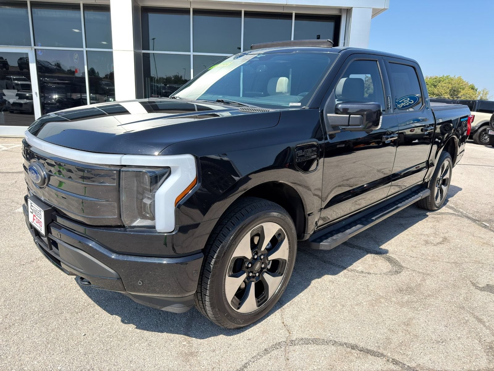 2023 Ford F-150 Lightning Platinum