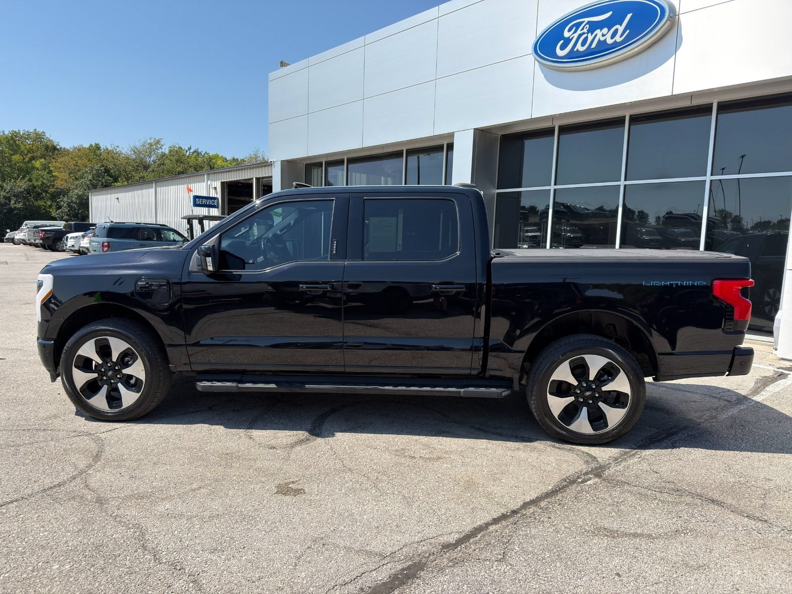 2023 Ford F-150 Lightning Platinum