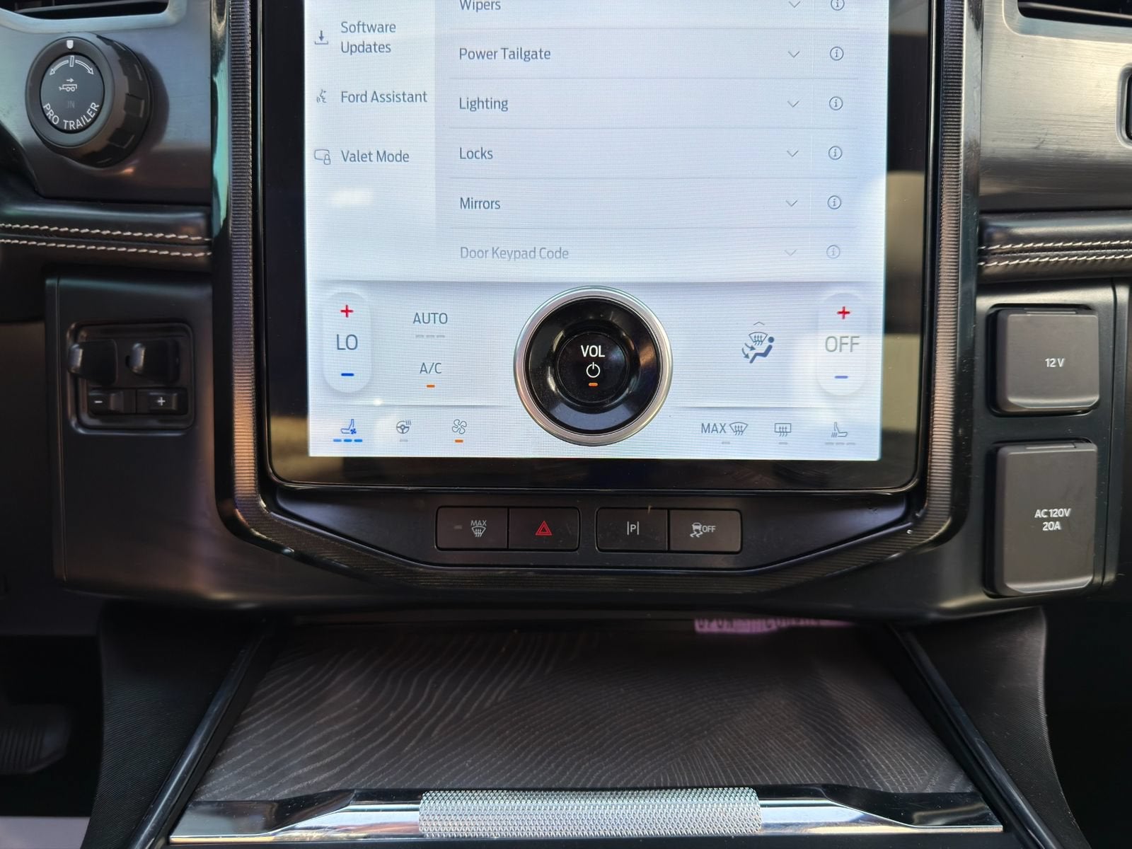 2023 Ford F-150 Lightning Platinum