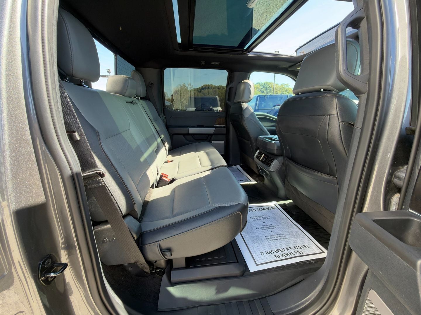 2023 Ford F-150 Lightning LARIAT