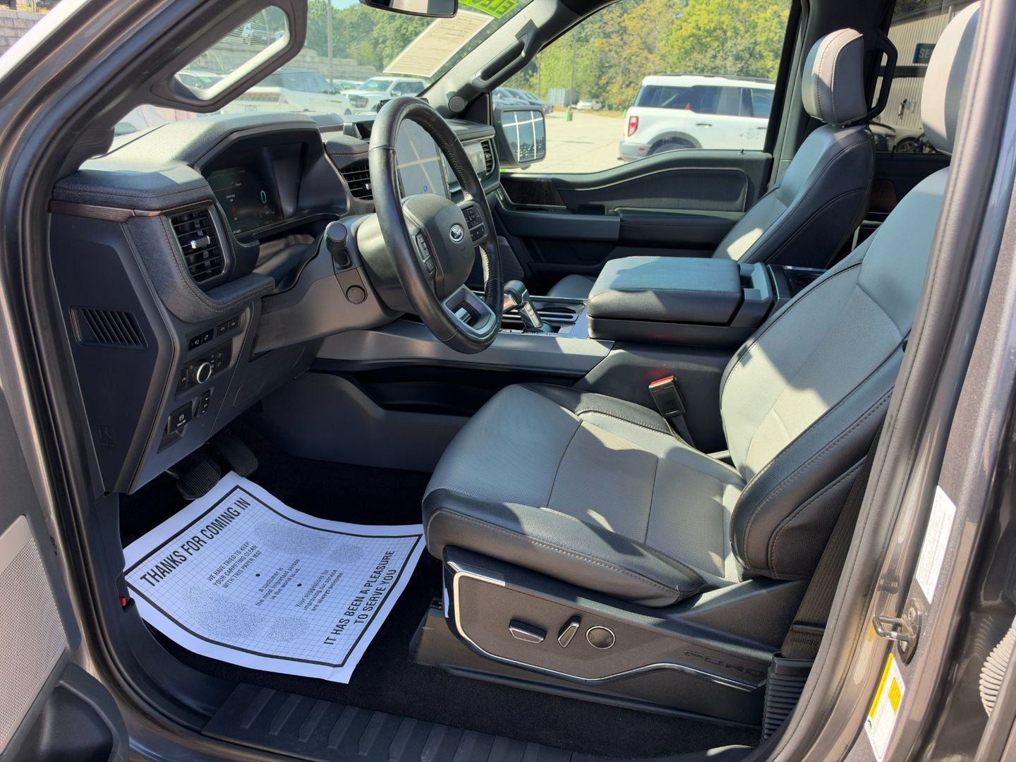 2023 Ford F-150 Lightning LARIAT