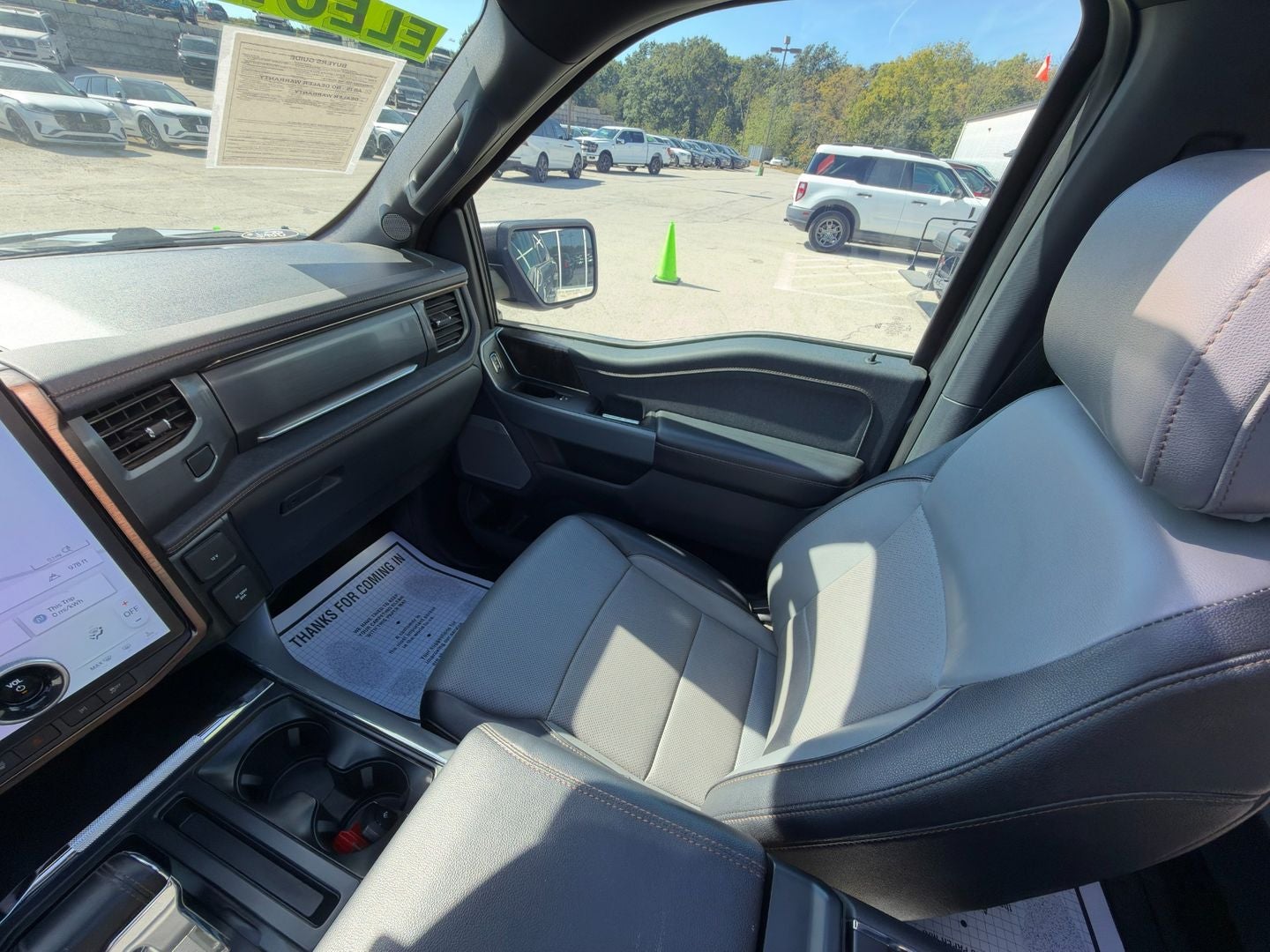 2023 Ford F-150 Lightning LARIAT