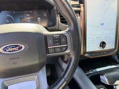2023 Ford F-150 Lightning LARIAT