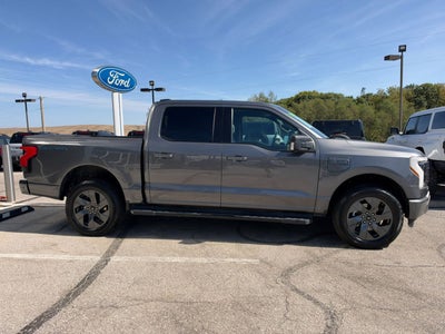 2023 Ford F-150 Lightning LARIAT