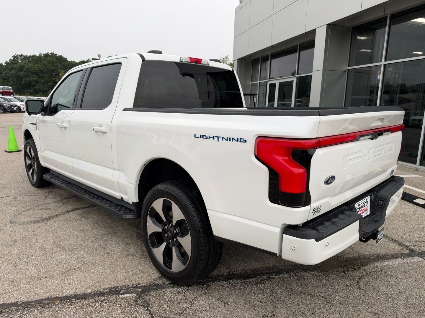 2023 Ford F-150 Lightning Platinum