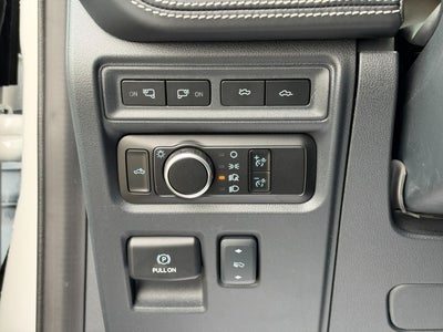 2023 Ford F-150 Lightning Platinum